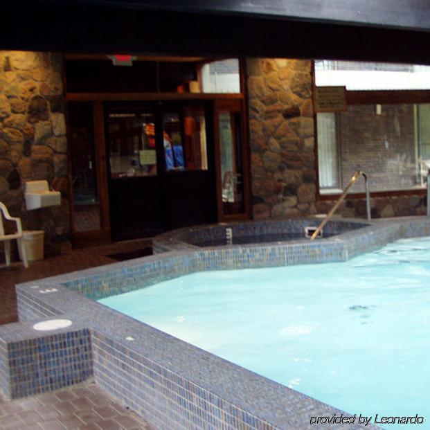 Summit Village 벨레르 시설 사진